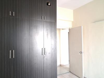 Bedroom Image of 1609 Sq.ft 3 BHK Apartment / Flat for rent in DLF Capital Greens Phase 1 And 2, Karampura New Delhi for Rs. 71000