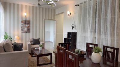 Living Room Image of 1340 Sq.ft 3 BHK Apartment / Flat for sale in Mapsko Paradise, Sector 83 Gurgaon for Rs. 14400000
