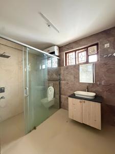 Bathroom Image of 5000 Sq.ft 5 BHK Independent House for rent in HSR Layout Bengaluru for Rs. 250000