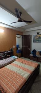 Bedroom Image of 1150 Sq.ft 3 BHK Builder Floor for sale in Laxmi Nagar New Delhi for Rs. 9000000
