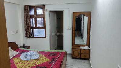 Bedroom Image of 1400 Sq.ft 2 BHK Apartment / Flat for rent in Shahibaug Ahmedabad for Rs. 28000