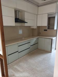Kitchen Image of 1900 Sq.ft 3 BHK Builder Floor for rent in Swaraj Homes Saini Enclave RWA, Karkardooma New Delhi for Rs. 50000