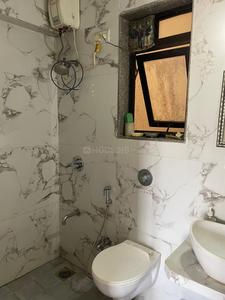 Bathroom Image of 1014 Sq.ft 3 BHK Apartment / Flat for rent in Mulund East Mumbai for Rs. 63000