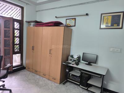 Bedroom Image of 1500 Sq.ft 1 BHK Builder Floor for rent in Sector 28 Faridabad for Rs. 22000