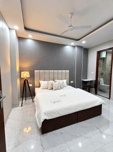 1 RK Independent Builder Floor
