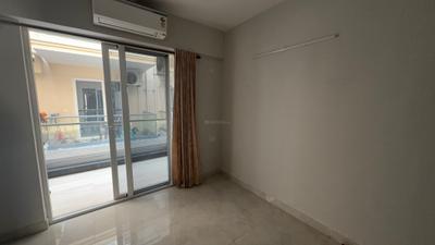 Bedroom Image of 1305 Sq.ft 3 BHK Apartment / Flat for sale in Signature Global City 37D II, Sector 37D Gurgaon for Rs. 18500000