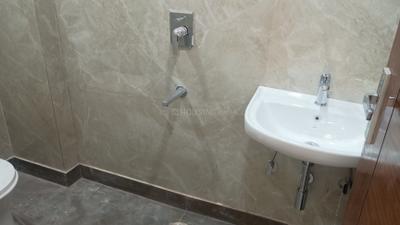 Image of 1000 Sq.ft 2 BHK Independent House for rent in RWA Lajpat Nagar 4 Colonies, Lajpat Nagar, New Delhi for Rs. 29900