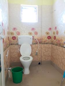 Common Bathroom Image of 800 Sq.ft 2 BHK Apartment / Flat for rent in Garia, Sonarpur Kolkata for Rs. 16000