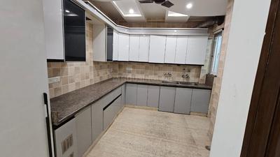Kitchen Image of 1150 Sq.ft 3 BHK Builder Floor for sale in Paschim Vihar New Delhi for Rs. 21000000