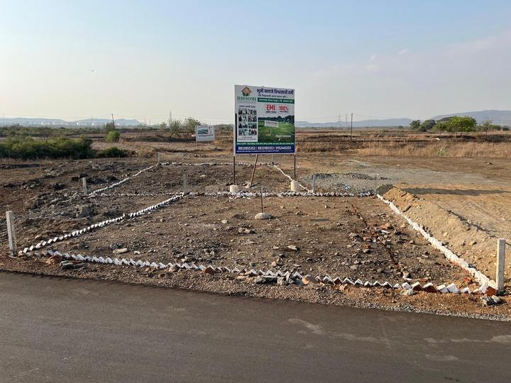 Bhoomi Plots in Pen Main Image 1