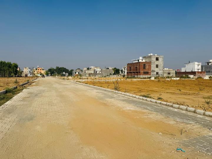 Gulabgarh Main Image 1