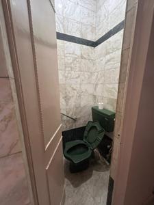 Bathroom Image of 1352 Sq.ft 3 BHK Apartment / Flat for rent in Janakpuri New Delhi for Rs. 40000