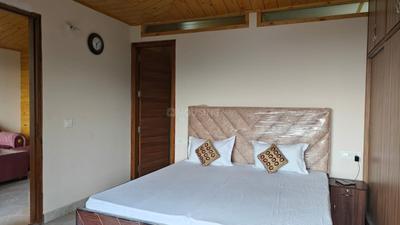 Bedroom Image of 1650 Sq.ft 2 BHK Apartment / Flat for rent in Kumarhatti Solan for Rs. 35000