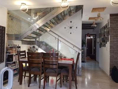 Hall Image of 2700 Sq.ft 4.5 BHK Duplex for sale in Saket New Delhi for Rs. 72500000