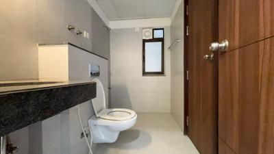Image of 1305 Sq.ft 2 BHK Apartment / Flat for sale in Godrej Oasis, Sector 88A, Gurgaon for Rs. 15600000