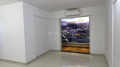 Living Room Image of 850 Sq.ft 2 BHK Apartment / Flat for sale in Basil Maximus , Punawale Pune for Rs. 8600000