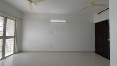 Living Room Image of 1200 Sq.ft 3 BHK Apartment / Flat for rent in Goel Ganga Altus, Kharadi Pune for Rs. 42500