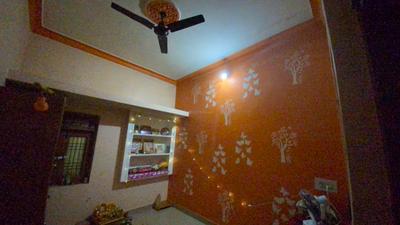 Bedroom Image of 2500 Sq.ft 6 BHK Independent House for sale in Gayatri Nagar Gwalior for Rs. 6200000