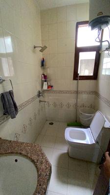 Penta Homes Bathroom Two 3