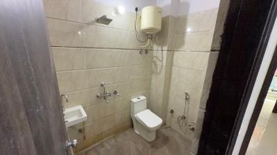 Image of 650 Sq.ft 2 BHK Builder Floor for rent in Mayur Vihar Phase 1, New Delhi for Rs. 22500