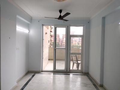 Living Room Image of 2000 Sq.ft 3 BHK Apartment / Flat for sale in Sarve Satyam Apartment, Sector 4 Dwarka New Delhi for Rs. 32500000