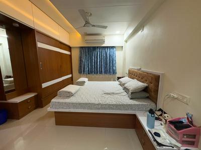 Bedroom Image of 1422 Sq.ft 2 BHK Apartment / Flat for sale in Ambawadi Ahmedabad for Rs. 8500000
