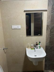 Bathroom Image of 1800 Sq.ft 4 BHK Apartment / Flat for sale in SMGK Woods Platina, Jogeshwari West Mumbai for Rs. 55000000