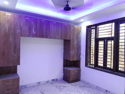 Bedroom Image of 915 Sq.ft 3 BHK Builder Floor for sale in Palam New Delhi for Rs. 7250000