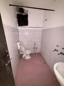Bathroom Image of 1000 Sq.ft 2 BHK Apartment / Flat for rent in Indravati Colony Raipur for Rs. 15000