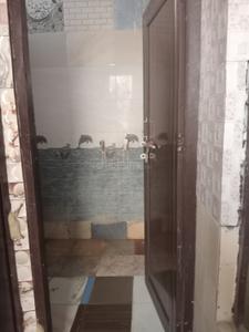 Bathroom Image of 900 Sq.ft 2 BHK Duplex for rent in Telibagh Lucknow for Rs. 6000