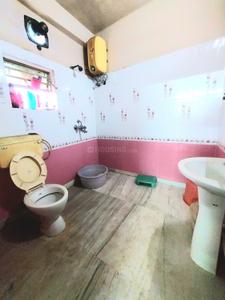 Bathroom Image of 1500 Sq.ft 3 BHK Apartment / Flat for sale in Haltu Kolkata for Rs. 5500000
