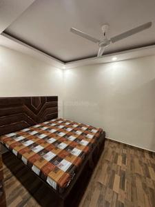 Bedroom Image of 450 Sq.ft 1 BHK Builder Floor for rent in Ramesh Nagar New Delhi for Rs. 25000