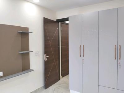 Bedroom Image of 900 Sq.ft 2 BHK Builder Floor for sale in Shalimar Bagh New Delhi for Rs. 11500000