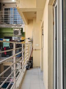 Living Room Image of 925 Sq.ft 2 BHK Apartment / Flat for sale in Paras Tierea, Sector 137 Noida for Rs. 7800000