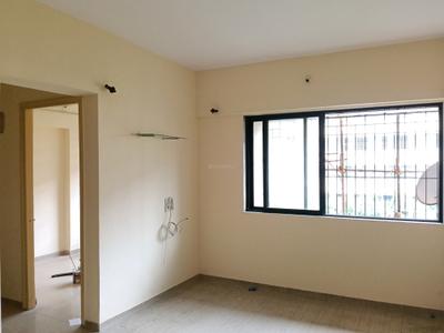 Living Room Image of 750 Sq.ft 2 BHK Apartment / Flat for sale in Raunak Unnathi Woods Phase 4 and 5, Thane West Thane for Rs. 7200000