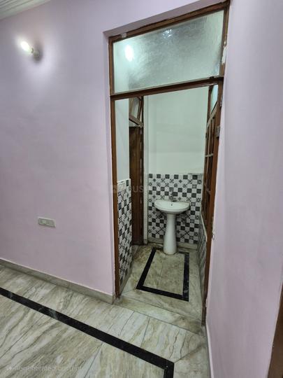 Sector 8, Indira Nagar Bedroom 1