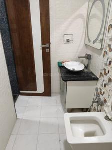 Bathroom Image of 4725 Sq.ft 8 BHK Villa for sale in Thaltej Ahmedabad for Rs. 81000000