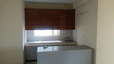 Kitchen Image of 850 Sq.ft 2 BHK Apartment / Flat for rent in Pyramid Fusion Homes, Sector 70A Gurgaon for Rs. 24000