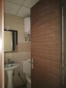 Common Bathroom Image of 455 Sq.ft 1 RK Apartment / Flat for rent in Supertech Eco Suites by Supertech Limited, Sector 137 Noida for Rs. 19650