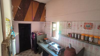 Kitchen Image of 810 Sq.ft 1 BHK Independent House for sale in Vinzol Ahmedabad for Rs. 3500000