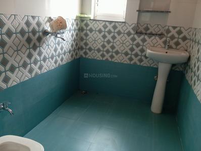 Bathroom Image of 2200 Sq.ft 3 BHK Independent House for rent in Morabadi Ranchi for Rs. 17000