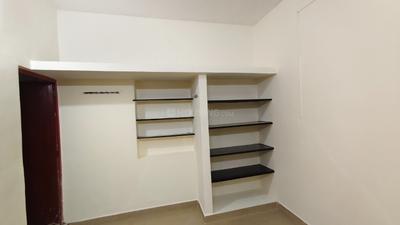 Bedroom Image of 650 Sq.ft 1.5 BHK Independent House for rent in Avaniyapuram Madurai for Rs. 9000