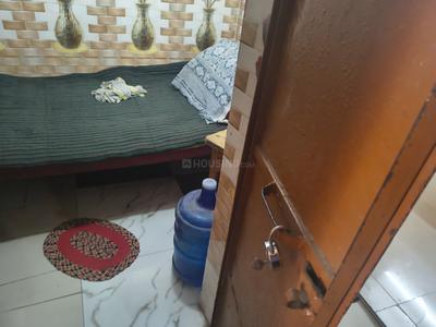 Bedroom Image of Agarwal Boys PG  in Hazratganj, Lucknow