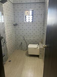 Bathroom Image of 1400 Sq.ft 2 BHK Apartment / Flat for rent in Maxx Glory, Beltarodi Nagpur for Rs. 22000