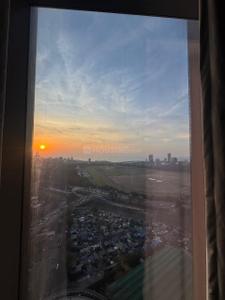 Balcony Image of 2250 Sq.ft 4 BHK Apartment / Flat for rent in Piramal Mahalaxmi, Worli Mumbai for Rs. 400000
