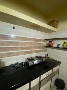 Kitchen Image of 800 Sq.ft 2 BHK Apartment / Flat for rent in Junction Plot Rajkot for Rs. 14000