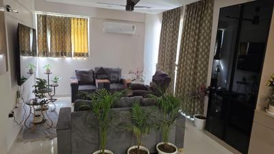 3.5 BHK Flat