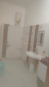 Bathroom Image of 600 Sq.ft 1 BHK Independent House for rent in Turner Road Dehradun for Rs. 20000