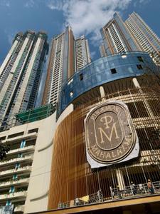 Image of 1380 Sq.ft 3 BHK Apartment / Flat for sale in Piramal Mahalaxmi, Worli, Mumbai for Rs. 115000000