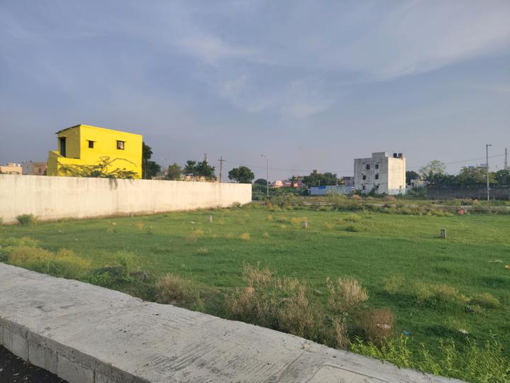 The Manish Avenue Main Image 1